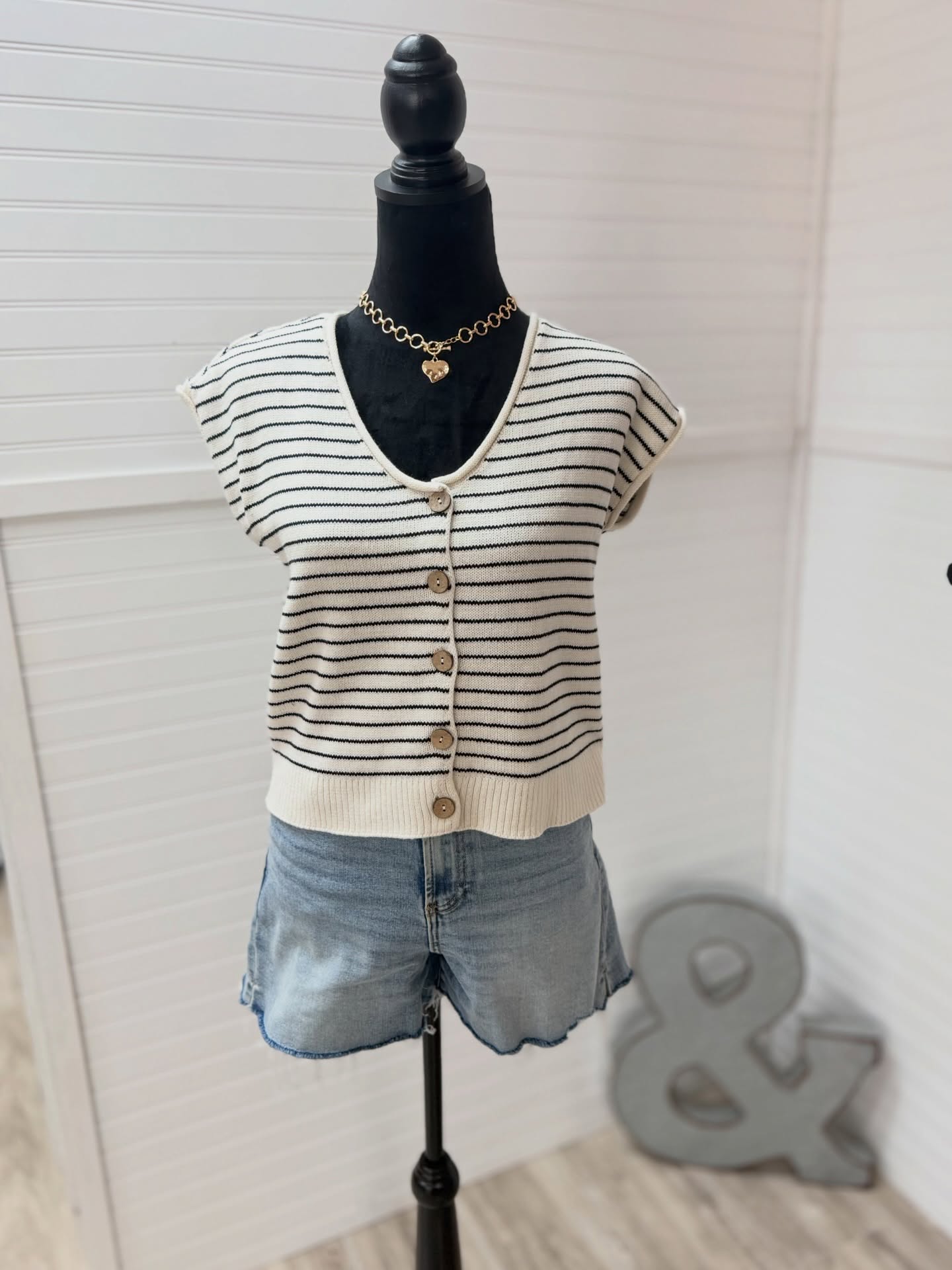 ArmoredCroissant Hand