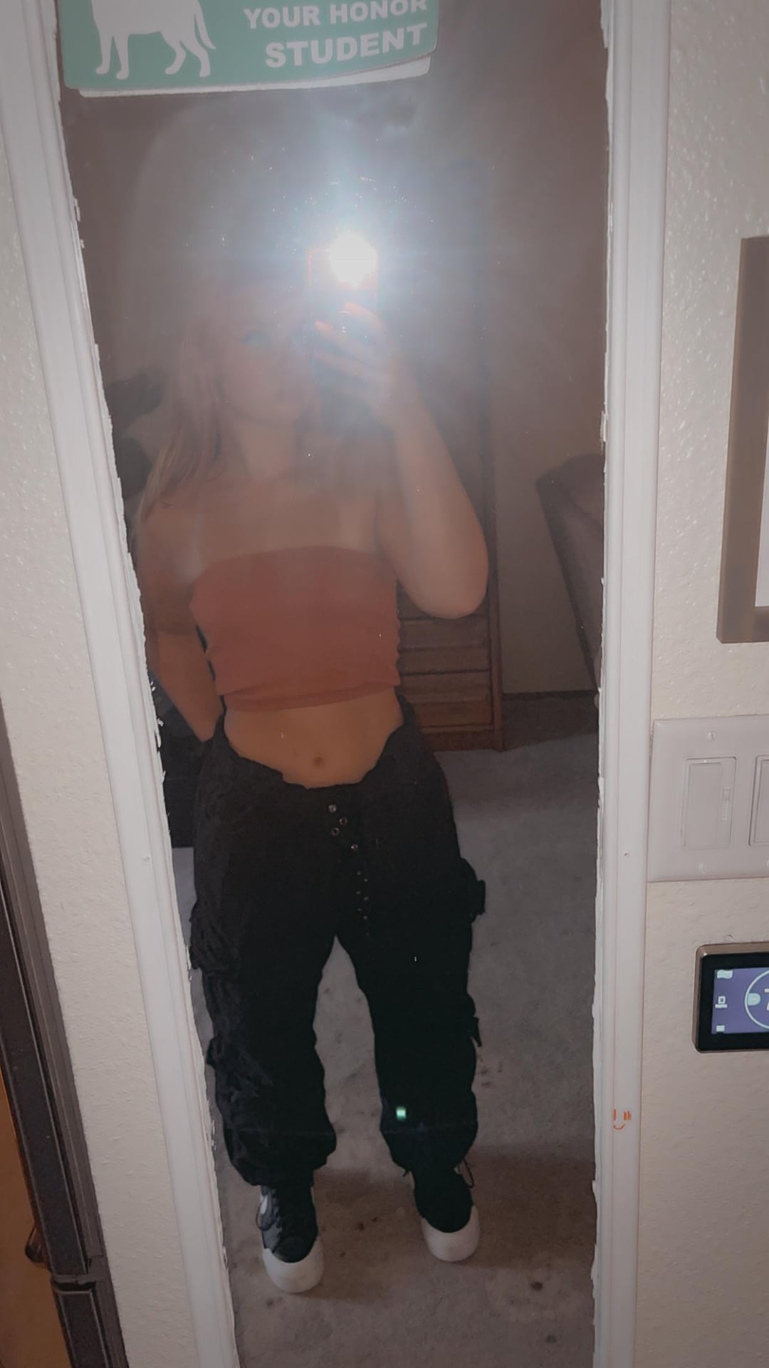 1729484307[deleted]126