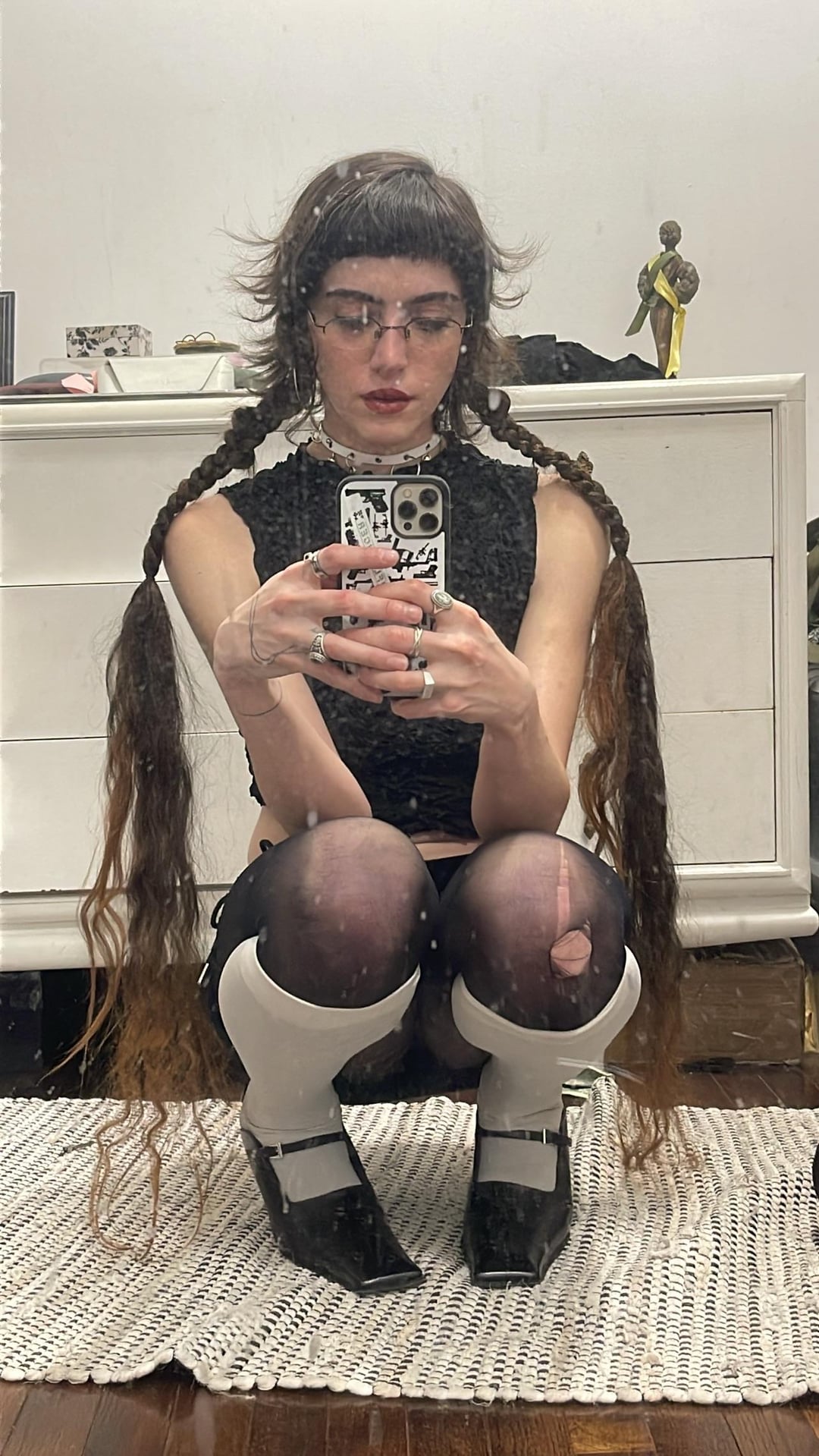 1747076234frickenmia1189