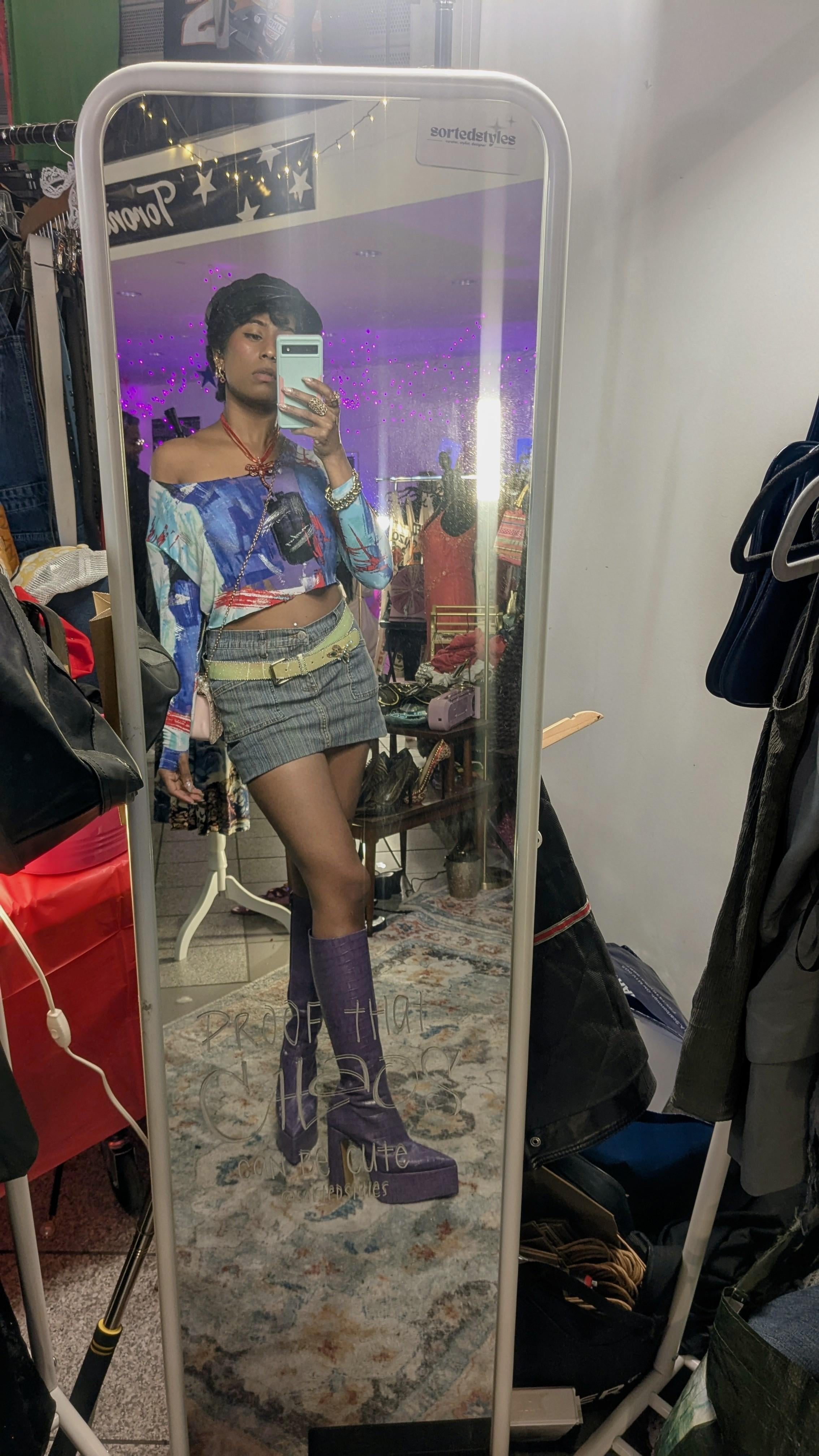 1748189603Styelsy129