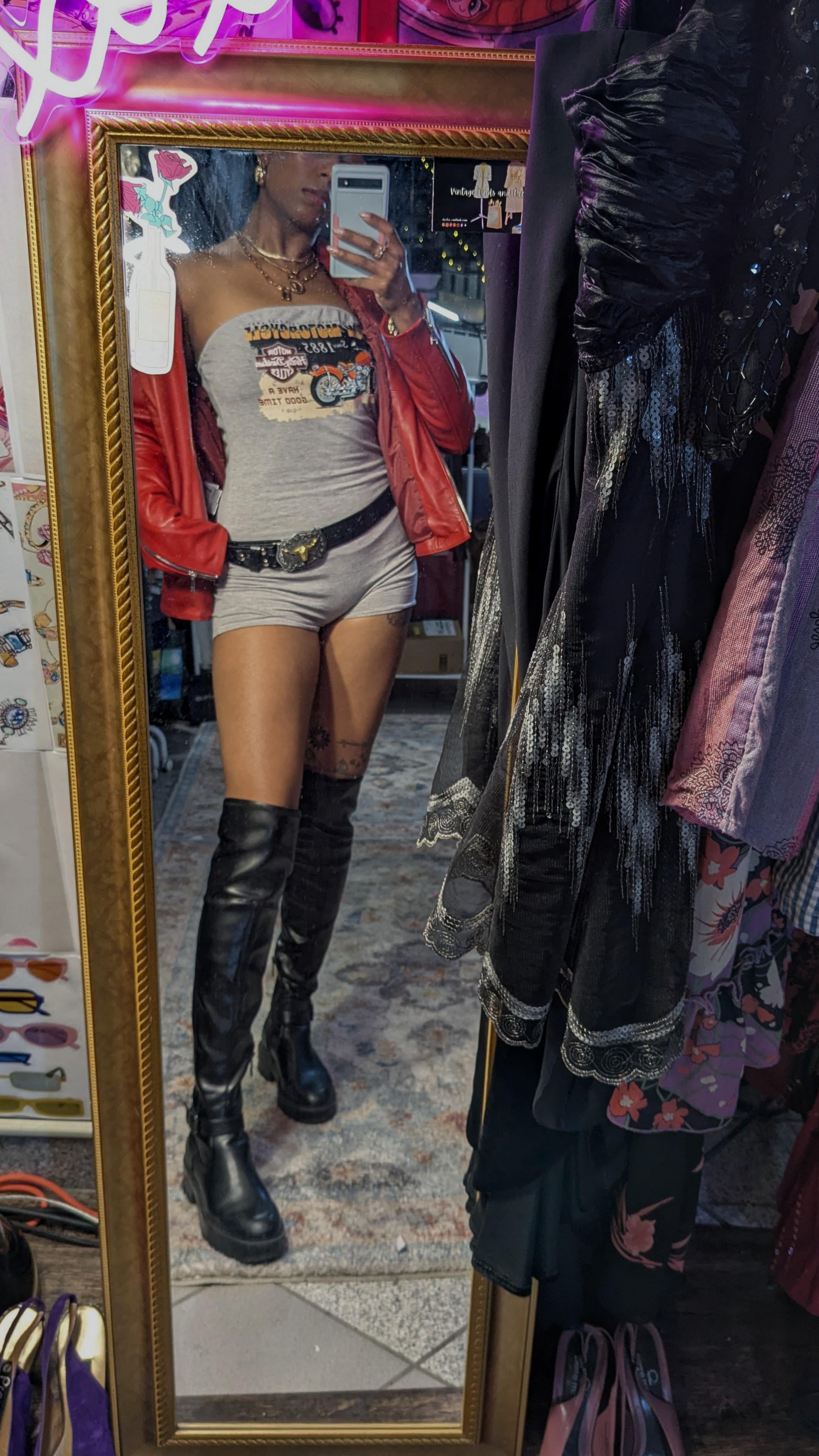 1748265492Styelsy275