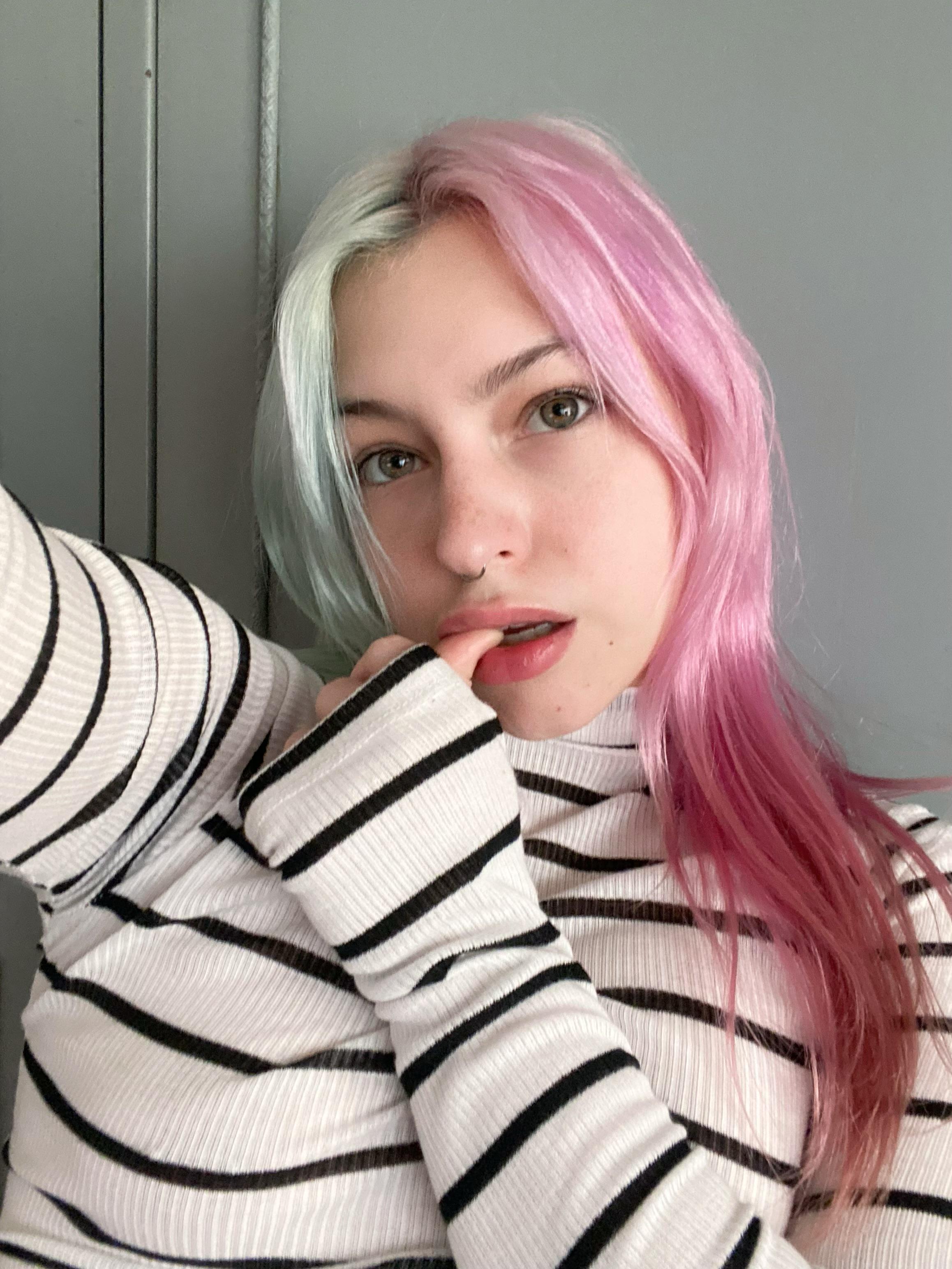 1779676727LaMoonNSFW22
