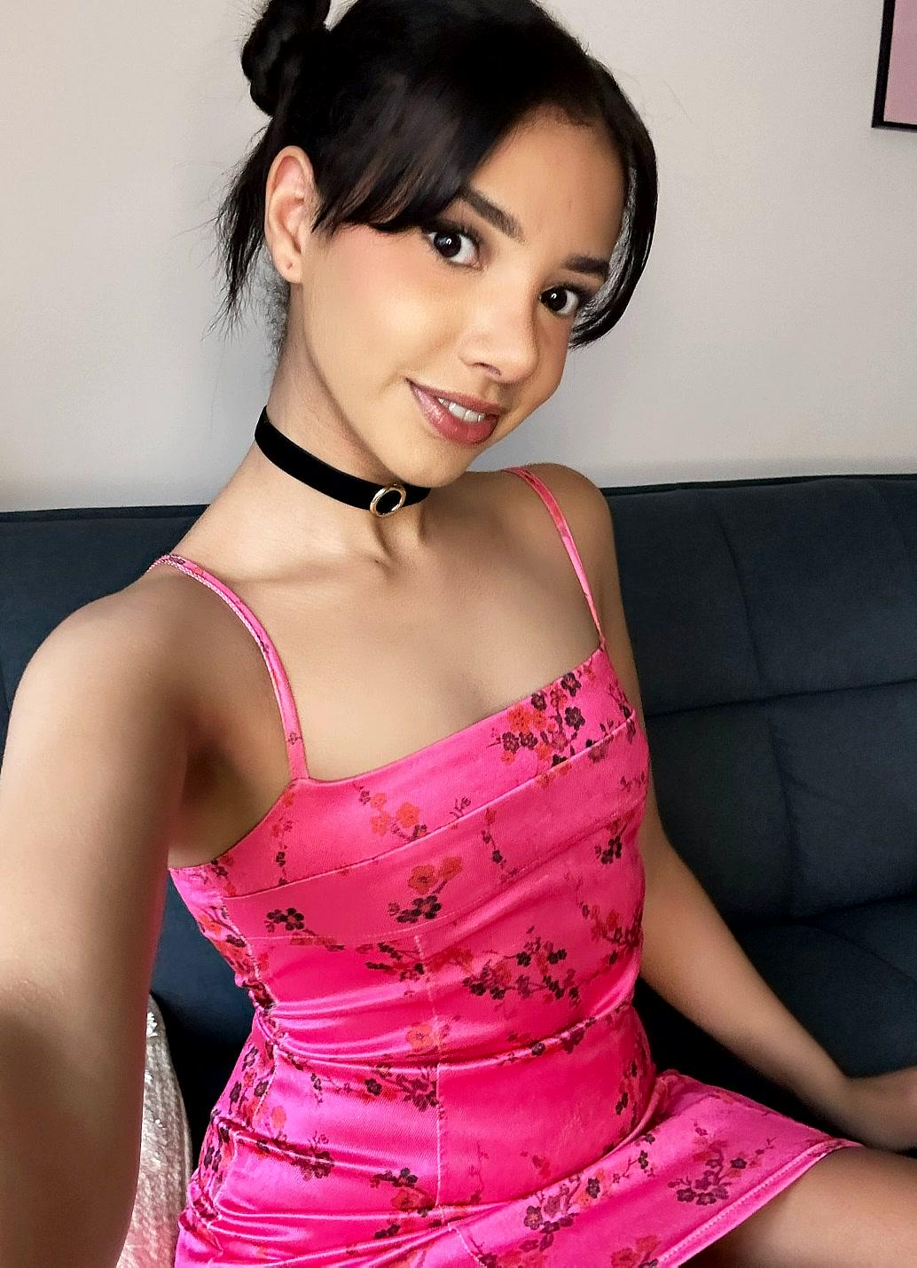 1780340416sexy-slut181