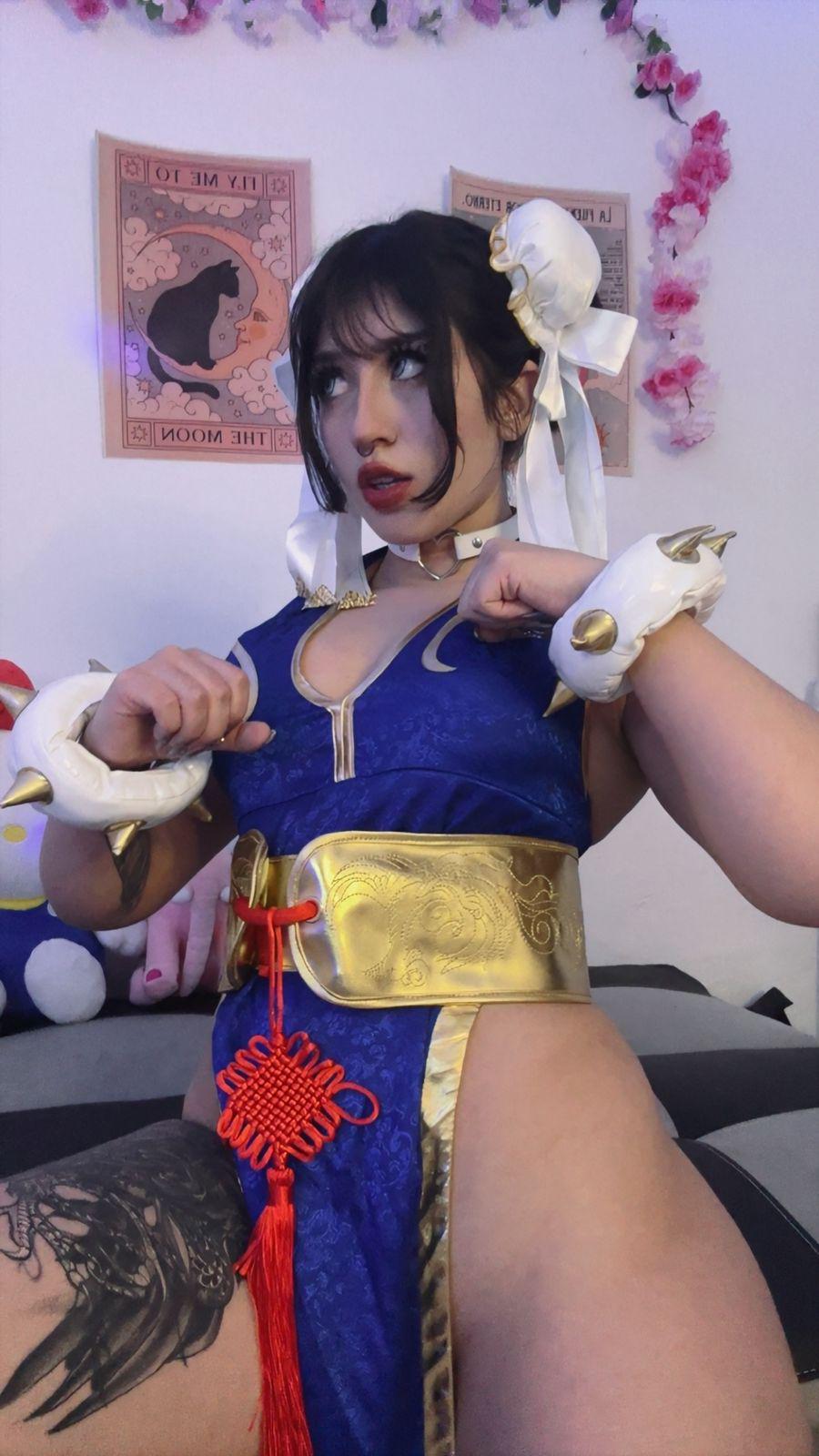 ImpressiveWeb7 Collier