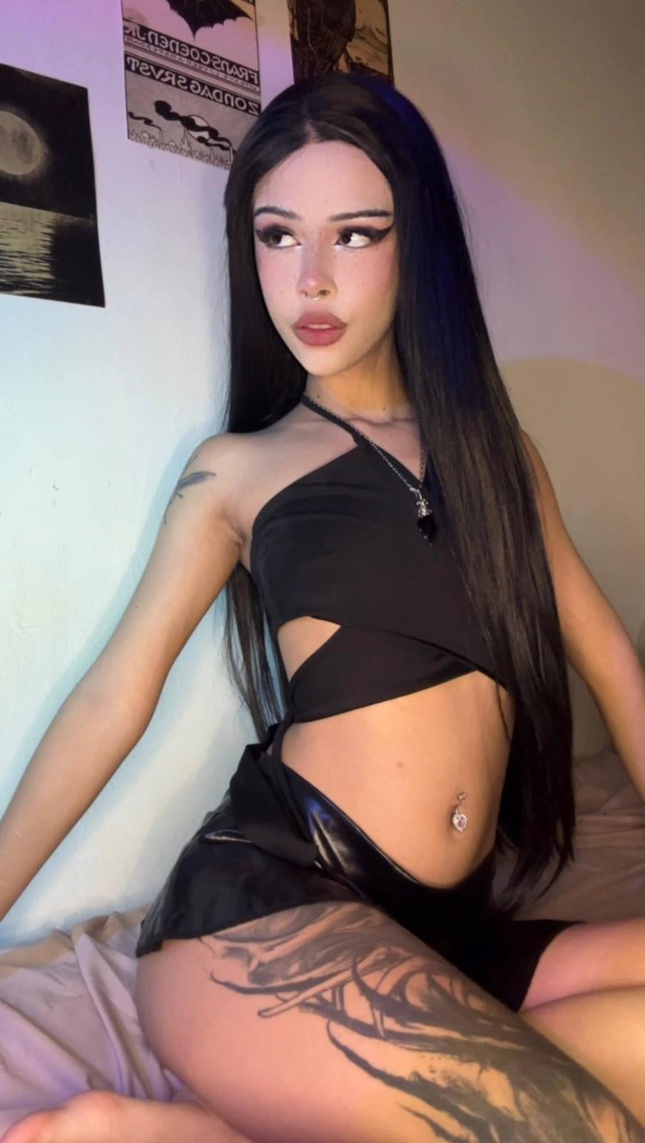 neongrowthirish Haley