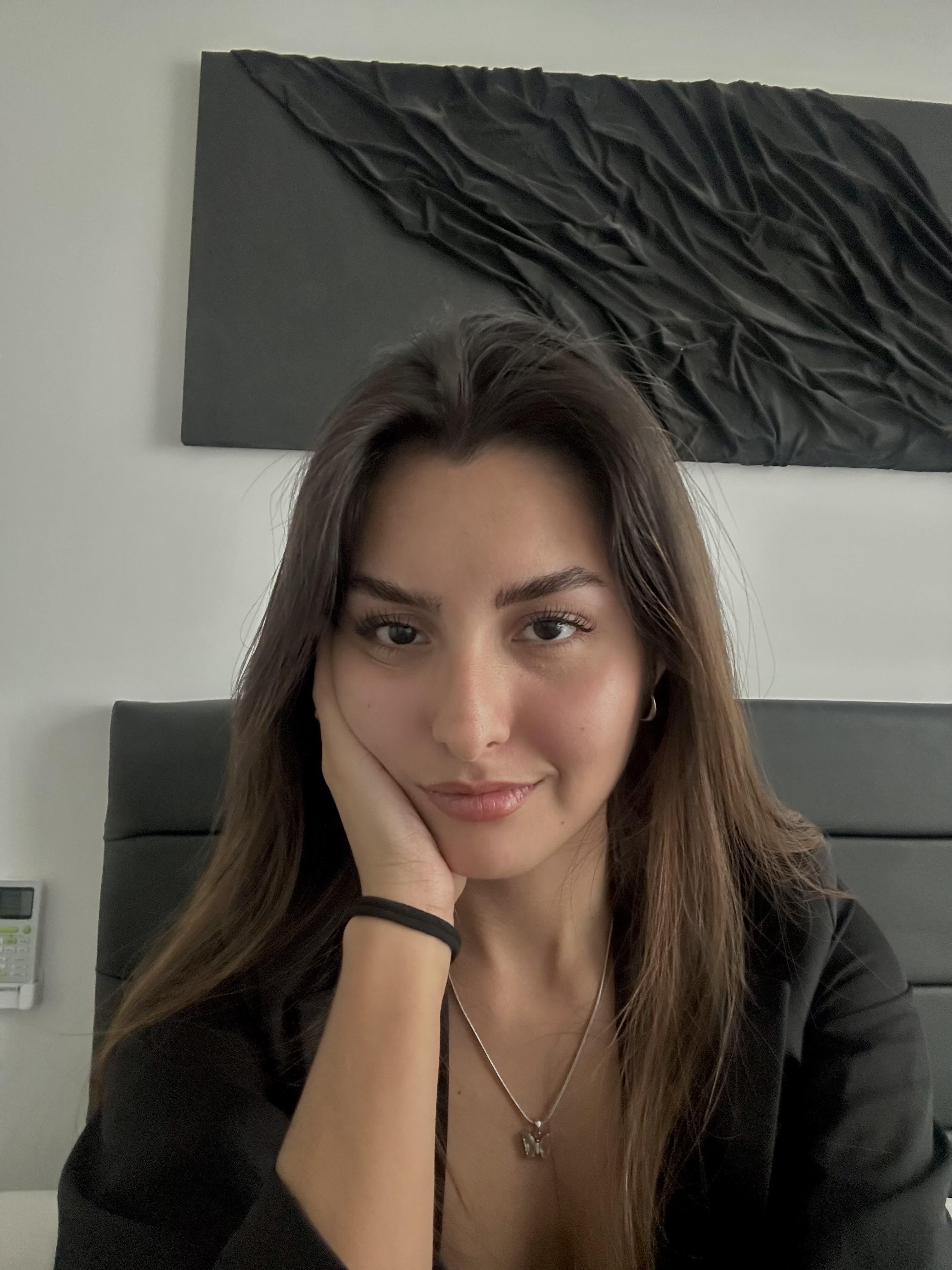 Divinecumslutbackup Becker