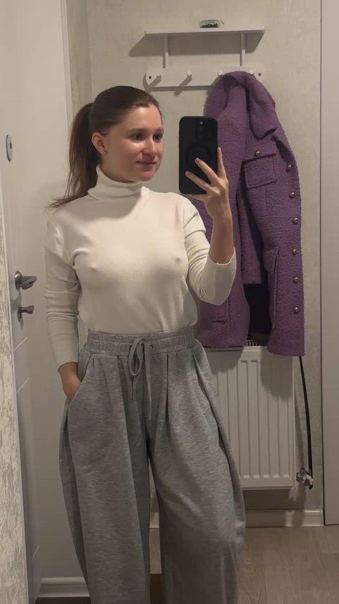 tinypetitenympho Legros